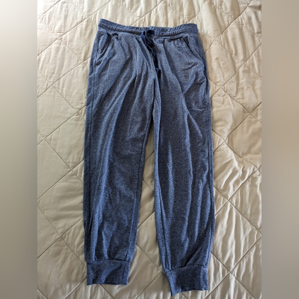Zella Live In Pocket Joggers size Small EUC